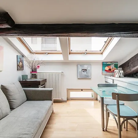 La Mansardina Di Giuly By Quokka 360 - Bright Attic In The Centre Of Apartamento Como